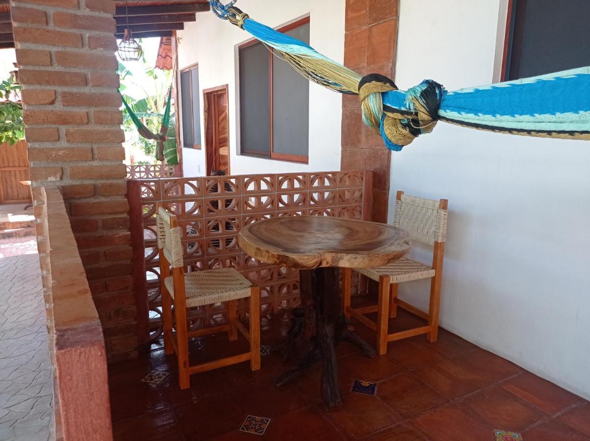 Bungalows Y Cabanas, Las Barracas De La Barra Malucano 外观 照片